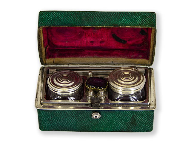 Chagrin travelling necessaire with writing tools, ca. 1800 open view