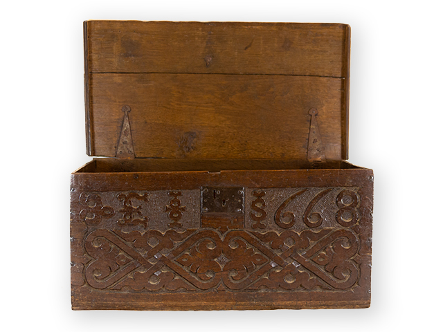 english-oak-chest-carved-front-1668