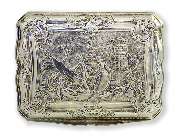 French-silver-engraved-chiseled-snuffbox-Blois-1745