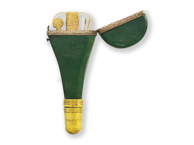 Balloon shaped chagrin sewing necessaire with 8-piece gilt metal items.
