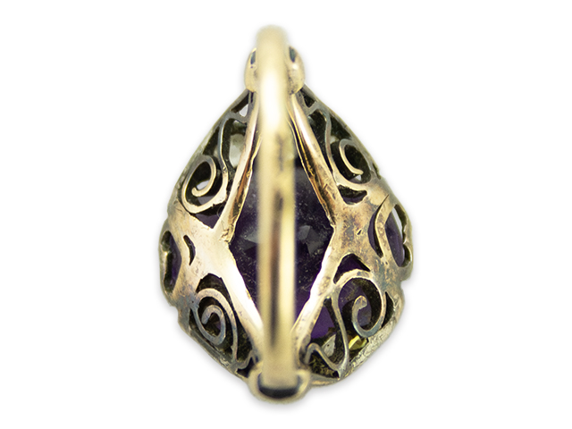 14K-Gold-ring-set-with-amethys-old-cut-diamonds-Dutch-1910