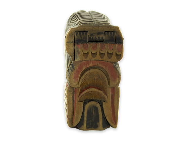 Haida-treenware-snuffbox-1840-1860